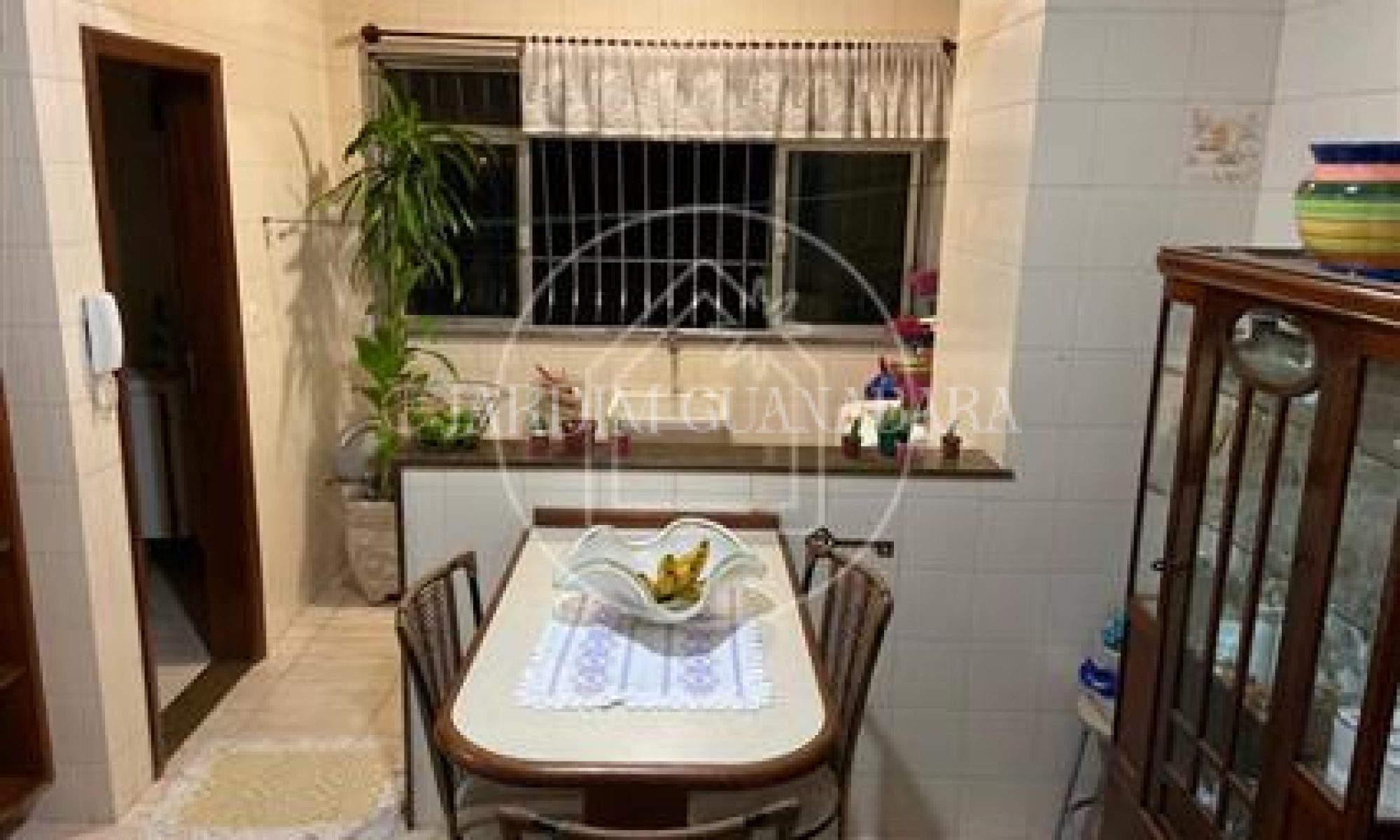 687685